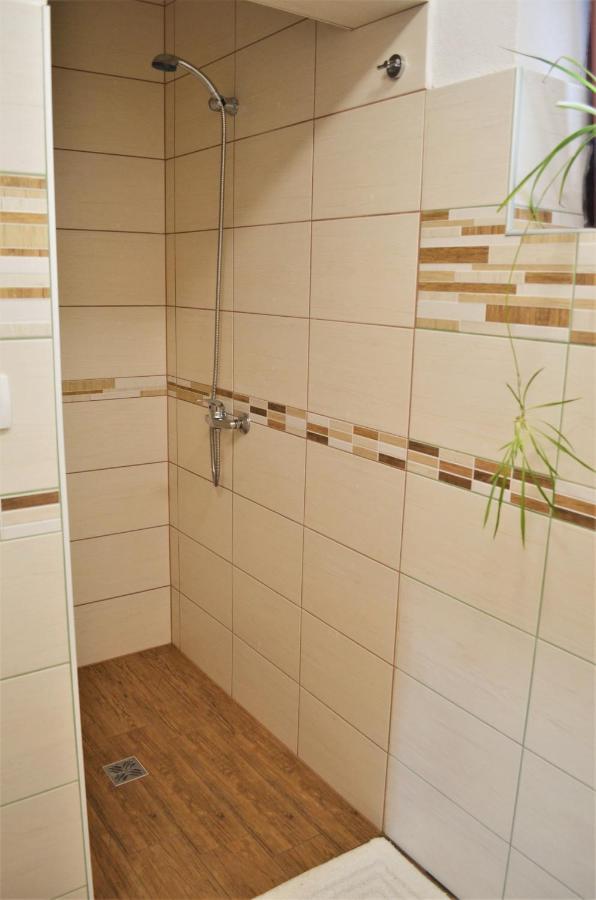 Healing Farm Apartment Gorenja Vas  Exterior photo